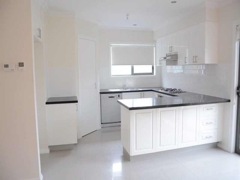 3/8 Nelson Court, Avondale Heights VIC 3034