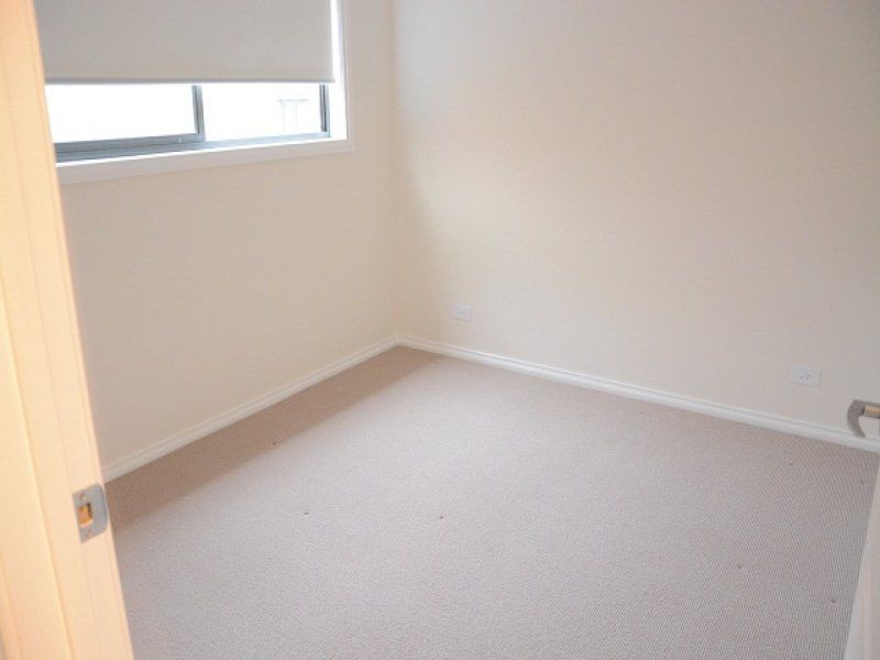 3/8 Nelson Court, Avondale Heights VIC 3034