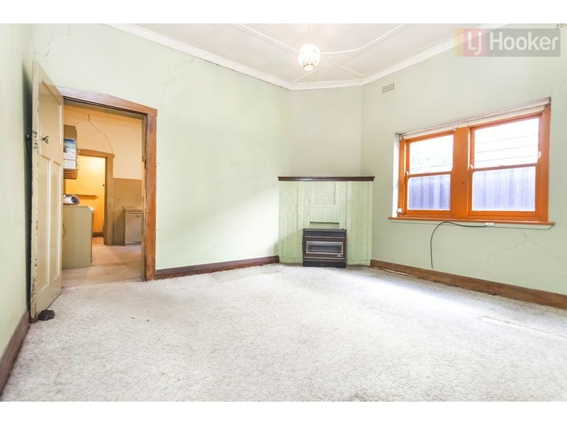 55 Rankins Road, Kensington VIC 3031