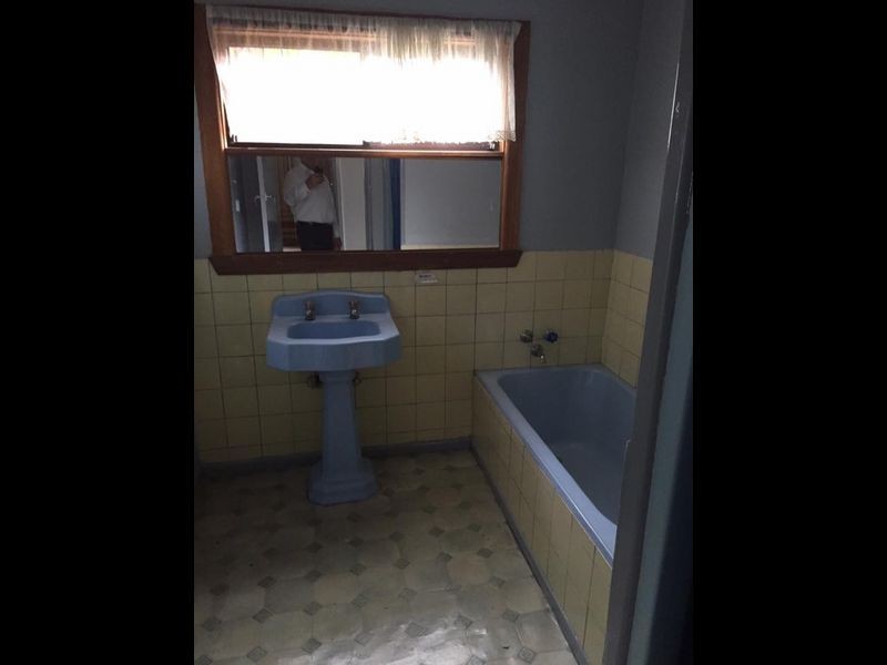 9 Stenhouse Avenue, Brooklyn VIC 3012