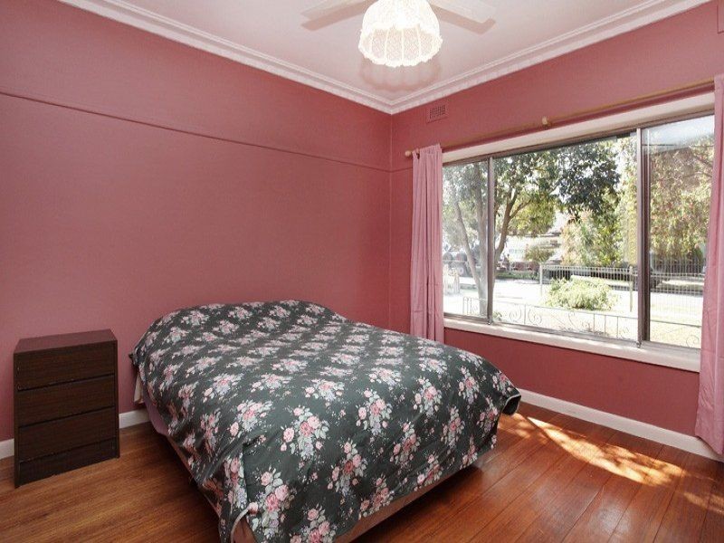 25 Arnold Street, Sunshine West VIC 3020