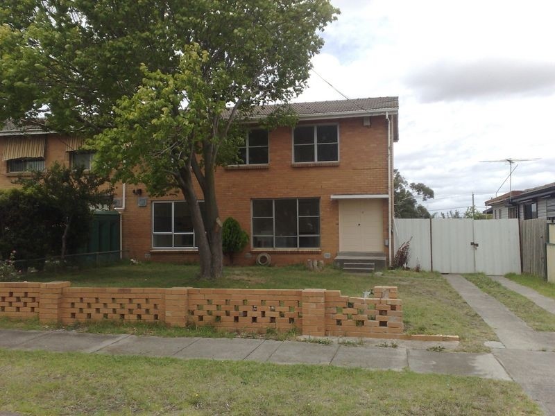 8 Warne Street, Coolaroo VIC 3048