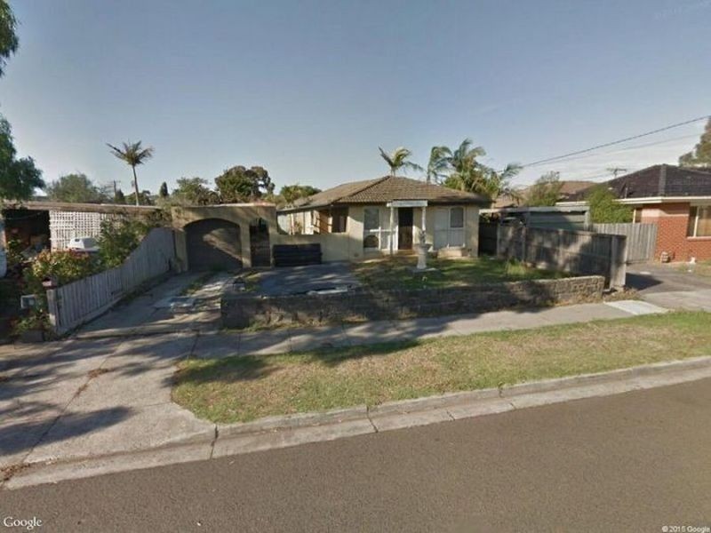 4 Stradishall Way, Tullamarine VIC 3043