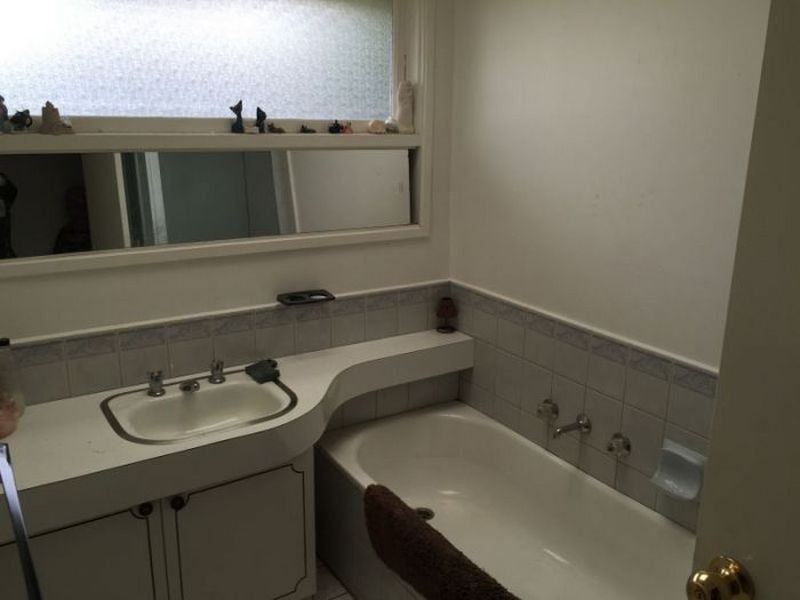 4 Stradishall Way, Tullamarine VIC 3043