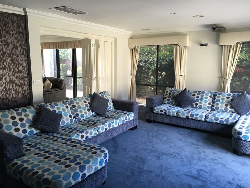 140 Marigold Crescent, Gowanbrae VIC 3043