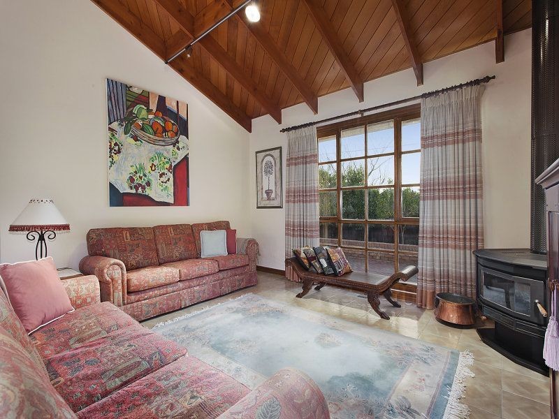 11 Petrik Drive, Keilor VIC 3036