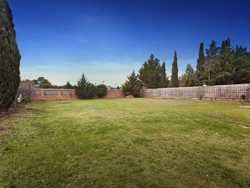 11 Petrik Drive, Keilor VIC 3036