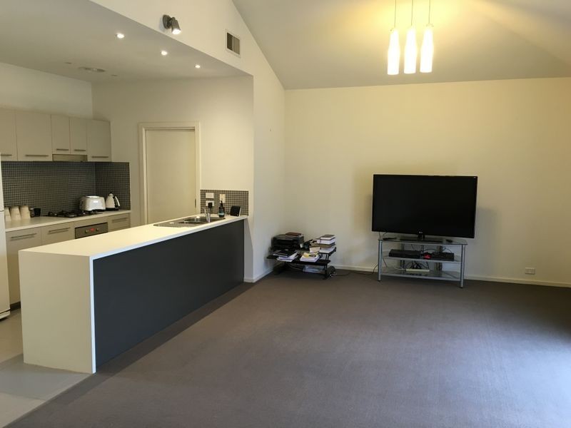 14 Hascombe Drive, Caroline Springs VIC 3023