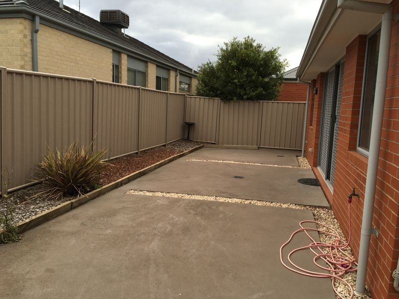 14 Hascombe Drive, Caroline Springs VIC 3023