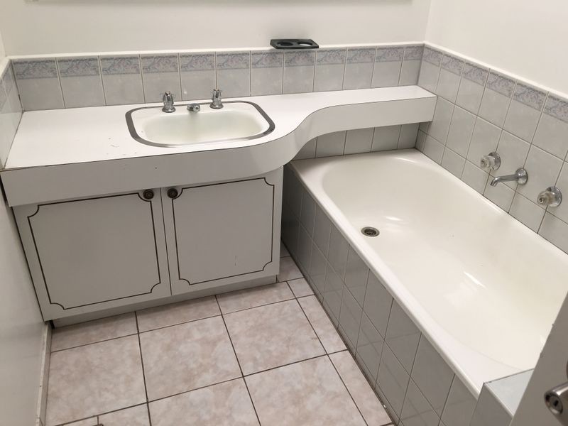 4 Stradishall Way, Tullamarine VIC 3043