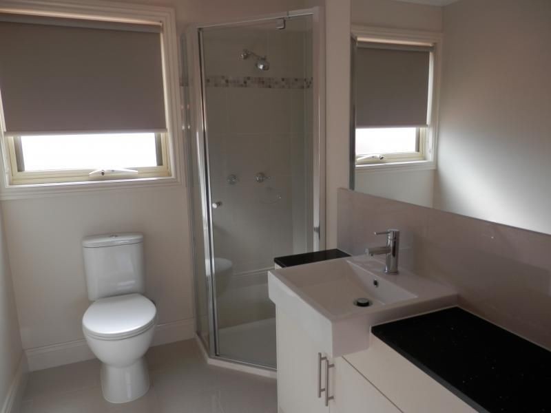 2/32 Caroline Street, Aberfeldie VIC 3040