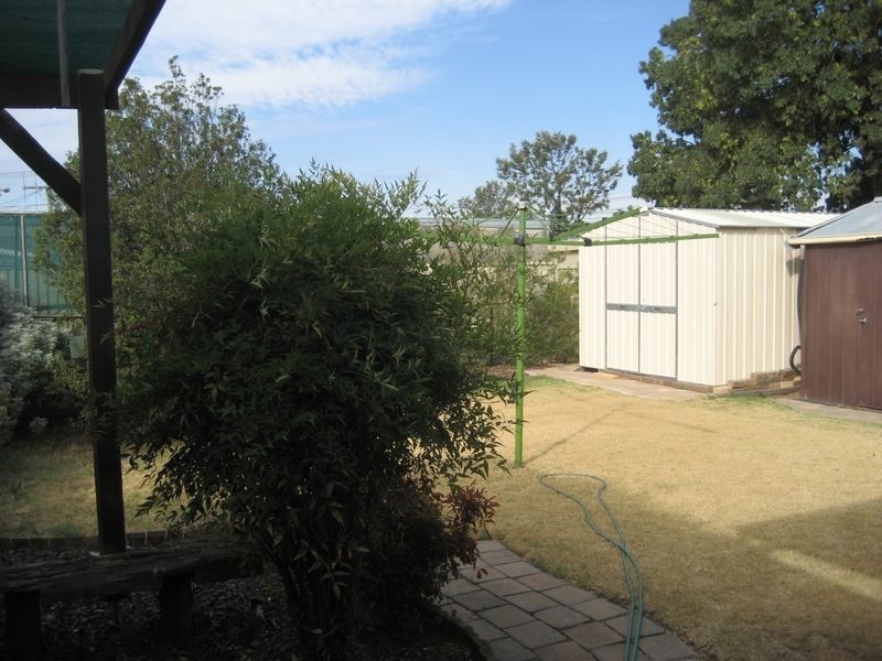 26 Robyn Avenue, St Albans VIC 3021