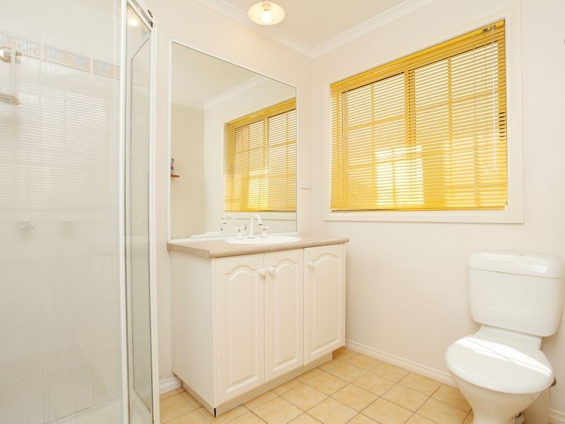 21 The Crest, Attwood VIC 3049