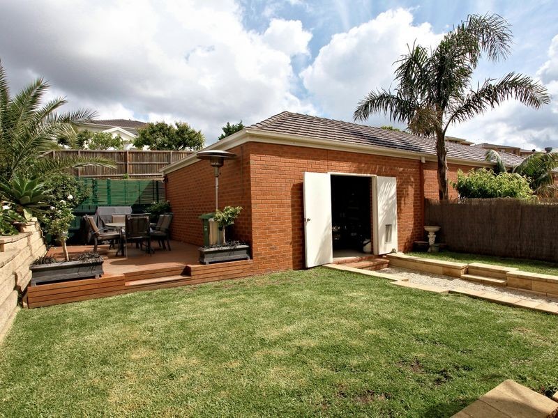 21 The Crest, Attwood VIC 3049