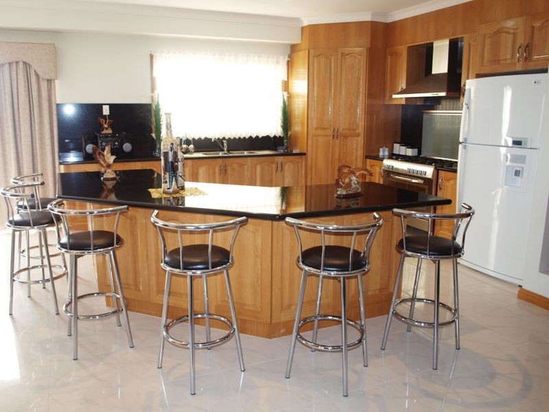 3 Wise Way, Roxburgh Park VIC 3064