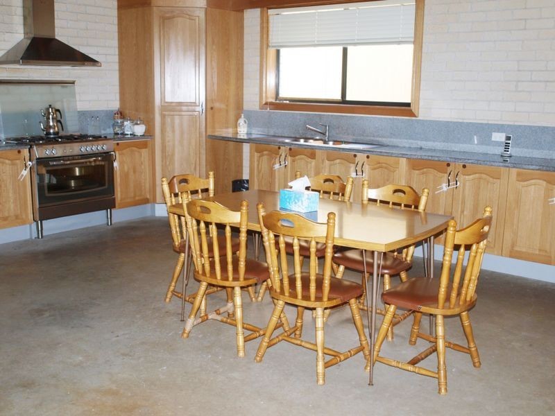 3 Wise Way, Roxburgh Park VIC 3064