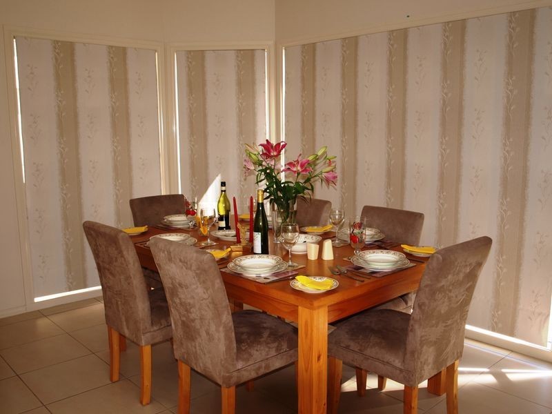 18 Lauderdale Street, Craigieburn VIC 3064