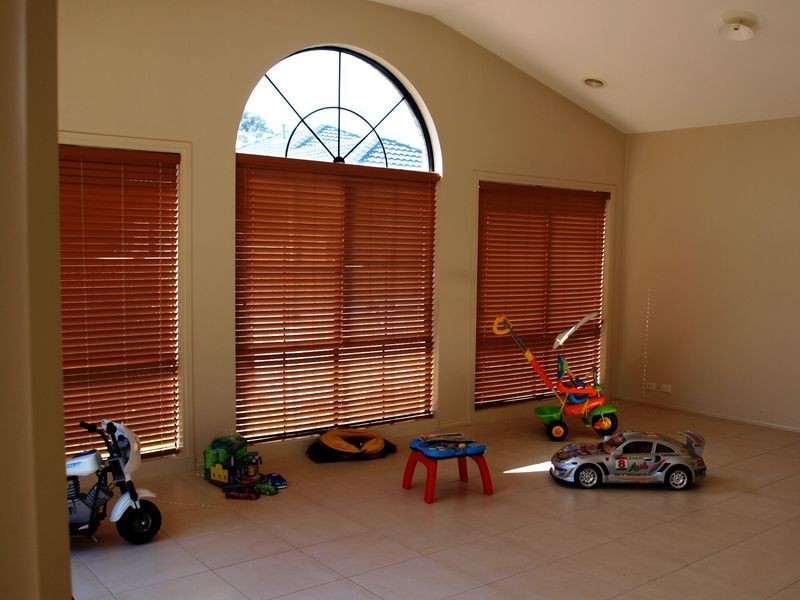 18 Lauderdale Street, Craigieburn VIC 3064