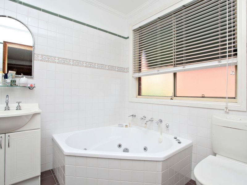 1/23 Leicester Street, Preston VIC 3072