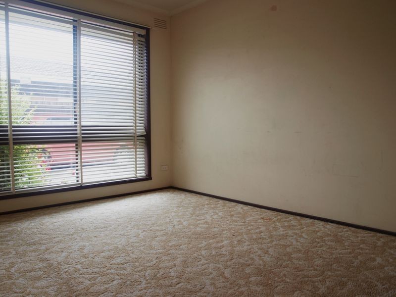 2/25 Broadmeadows Road, Tullamarine VIC 3043