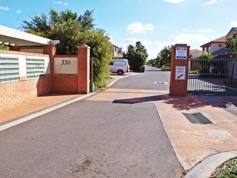 33/330 Sydenham Road, Sydenham VIC 3037