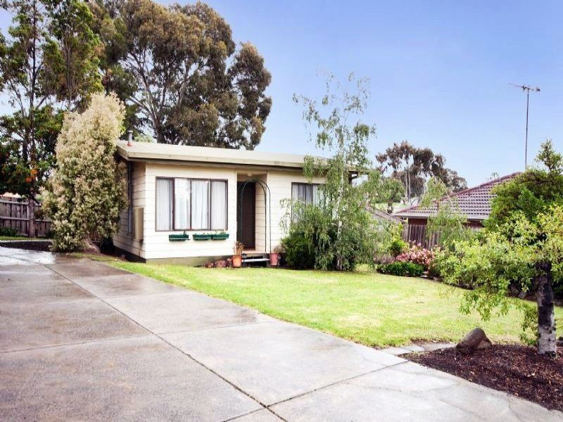 8-10 Farley Court, Gladstone Park VIC 3043
