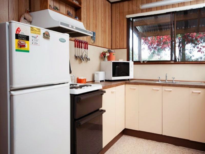 8-10 Farley Court, Gladstone Park VIC 3043
