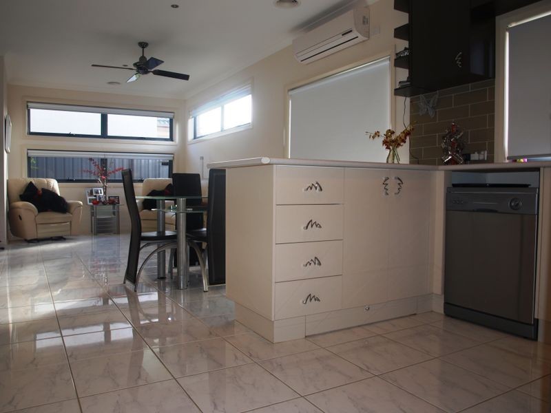 32 Northumberland Circuit, Craigieburn VIC 3064