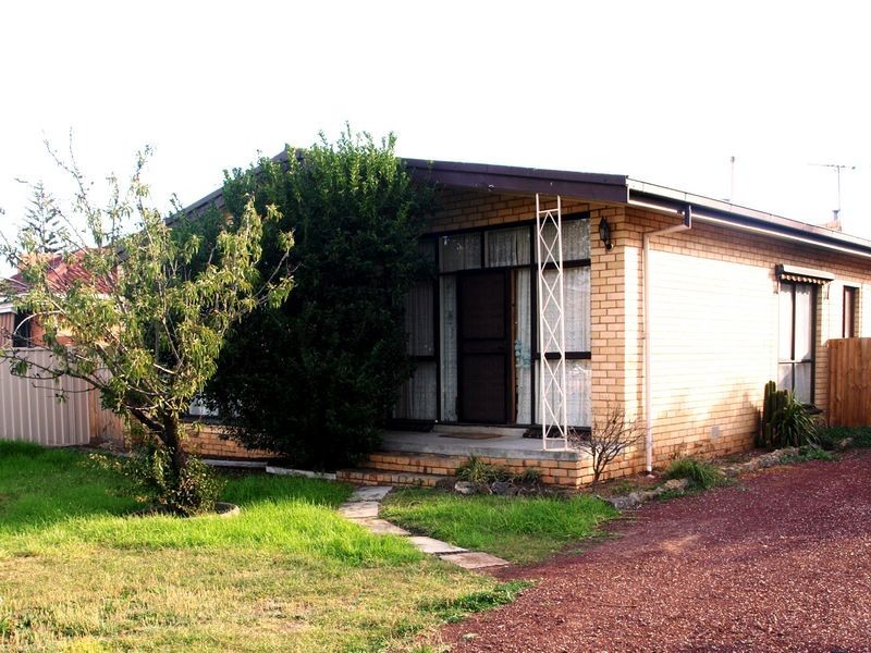 5 Banksia Grove, Tullamarine VIC 3043