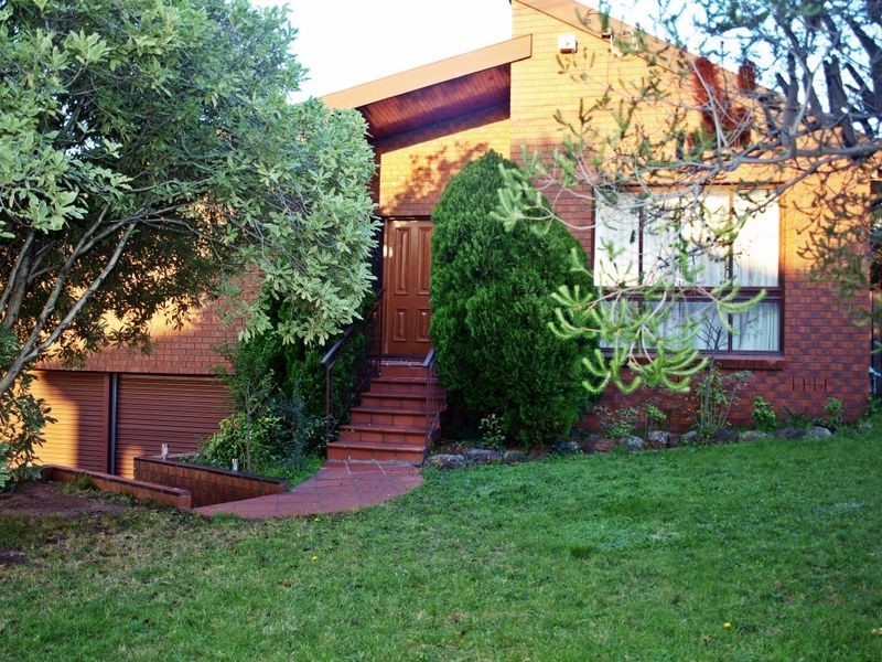 28 Clarke Drive, Gladstone Park VIC 3043