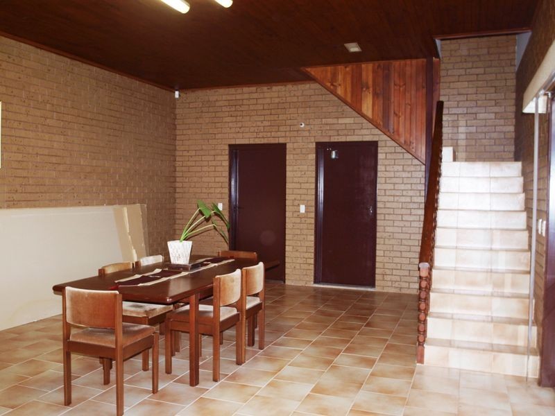 28 Clarke Drive, Gladstone Park VIC 3043