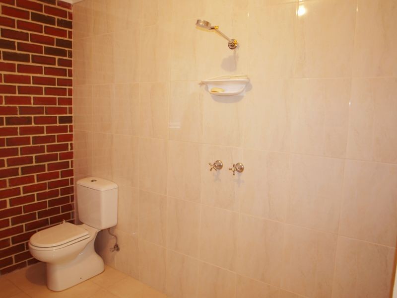 21 Bateman Street, Attwood VIC 3049