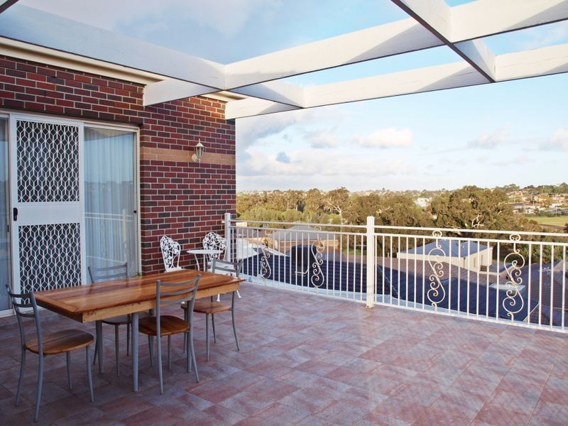 21 Bateman Street, Attwood VIC 3049