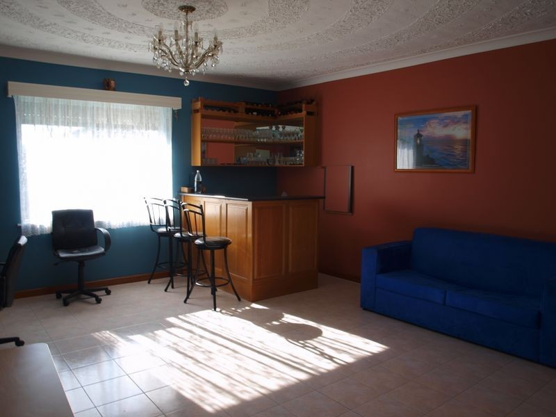 71 Clarke Drive, Gladstone Park VIC 3043