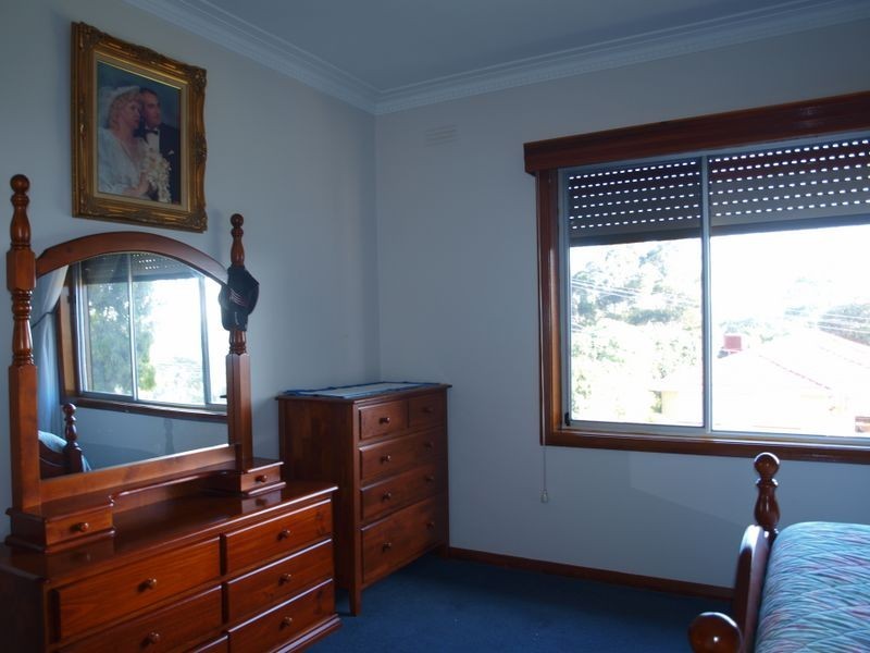 71 Clarke Drive, Gladstone Park VIC 3043