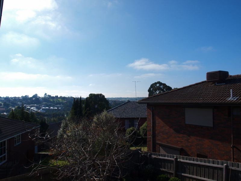71 Clarke Drive, Gladstone Park VIC 3043