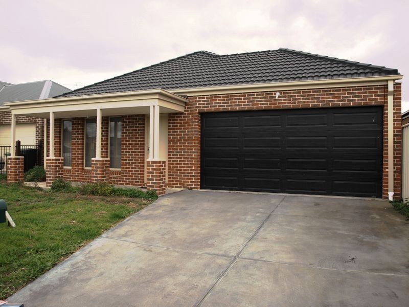 23 Bradworth Street, Craigieburn VIC 3064