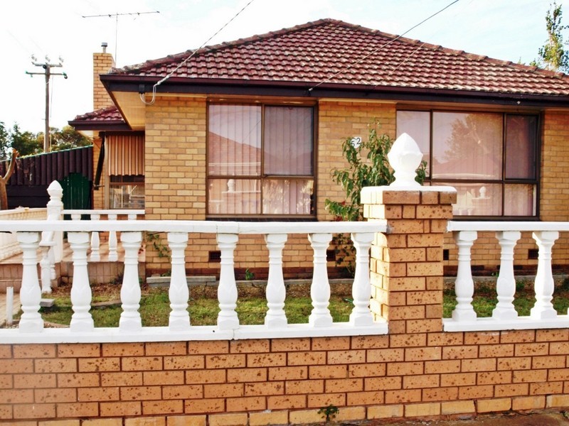 52 Tulloch Street, Deer Park VIC 3023