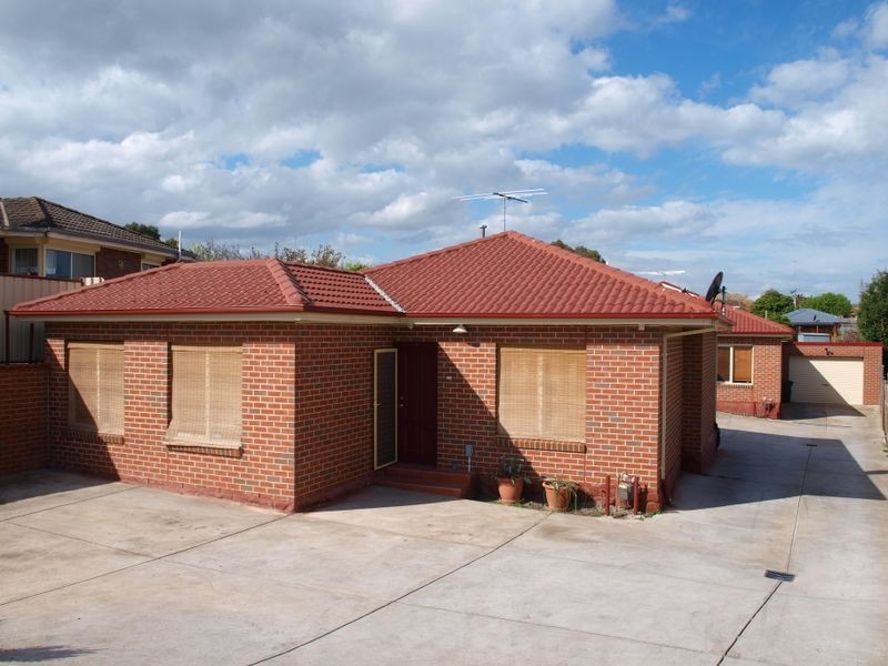 1/7 Bates Court, Jacana VIC 3047