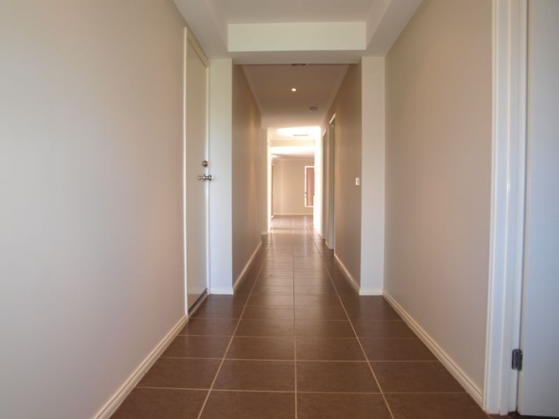 43 Hurlingham Way, Craigieburn VIC 3064