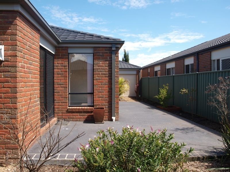 43 Hurlingham Way, Craigieburn VIC 3064