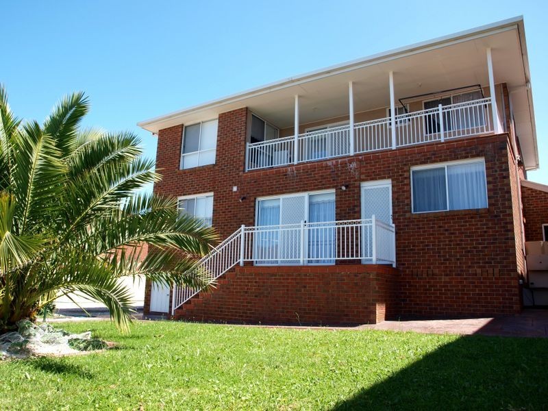 5 Wise Way, Roxburgh Park VIC 3064