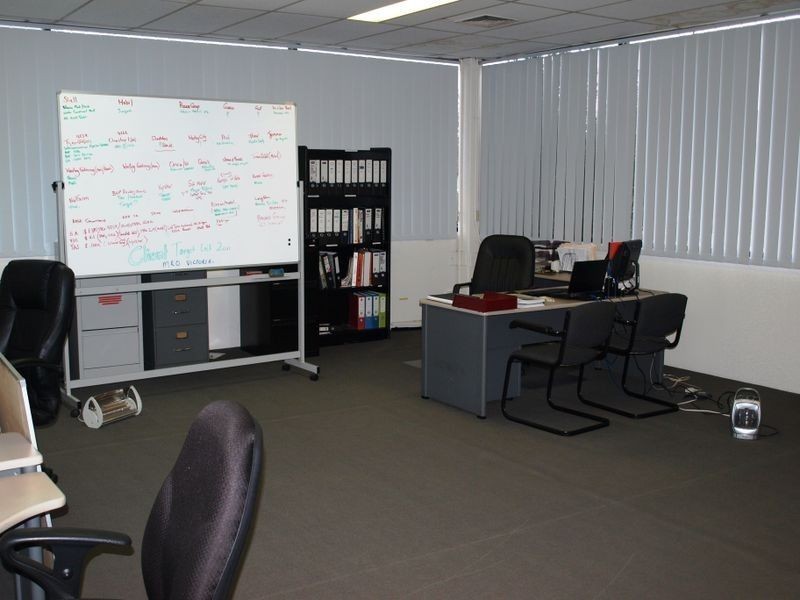 1/40 Barrie Road, Tullamarine VIC 3043