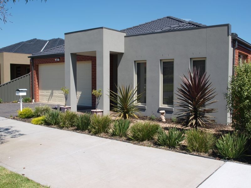 20 Wisteria Avenue, Craigieburn VIC 3064