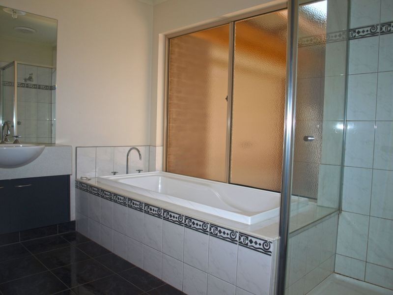 11 Cashmere Court, Derrimut VIC 3030