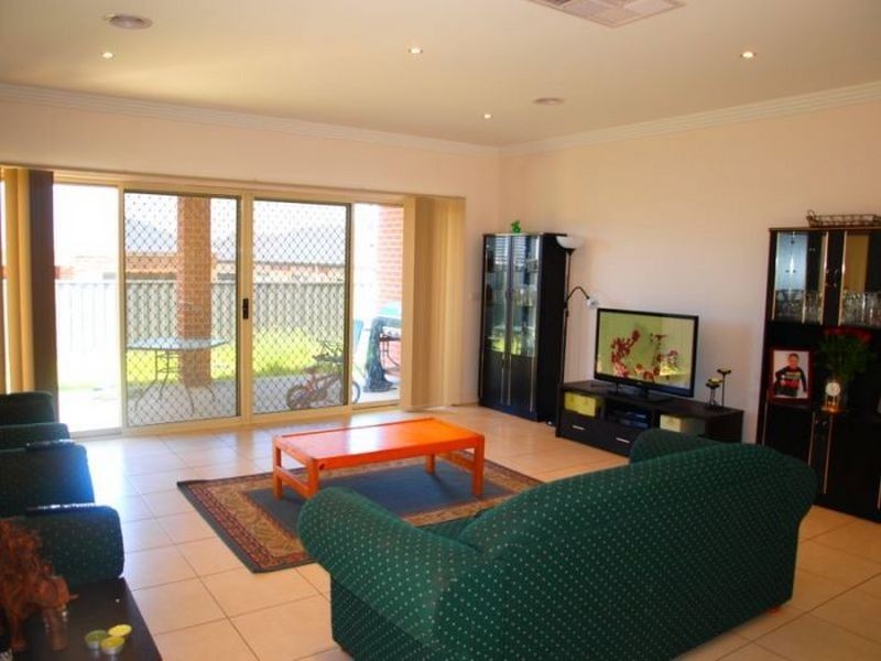 20 Wisteria Avenue, Craigieburn VIC 3064