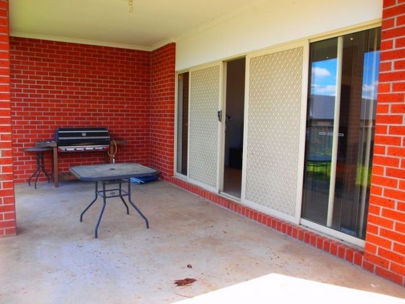 20 Wisteria Avenue, Craigieburn VIC 3064