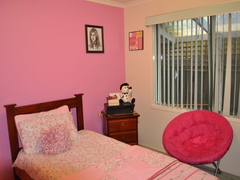 11 Conroy Place, Roxburgh Park VIC 3064