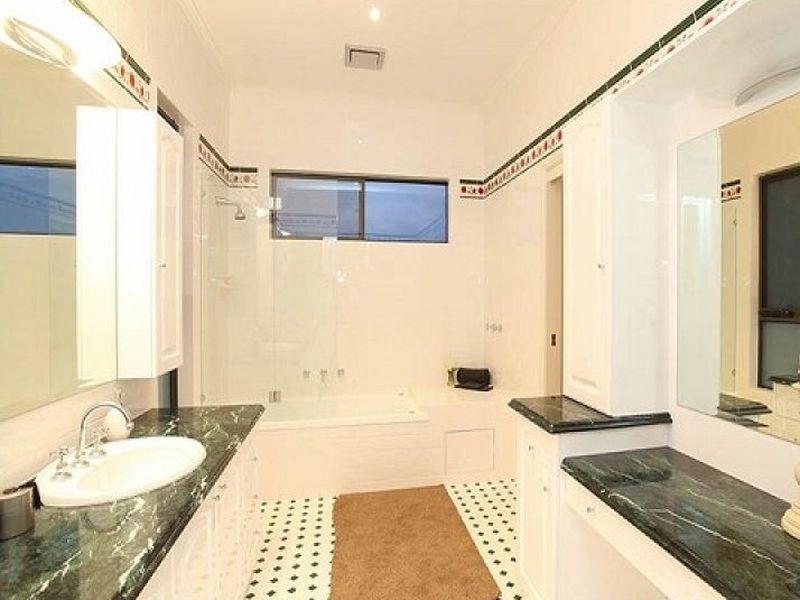 83 Parkside Rise, Craigieburn VIC 3064