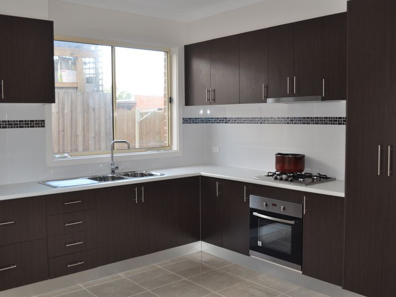 3/8 Knight Court, Meadow Heights VIC 3048